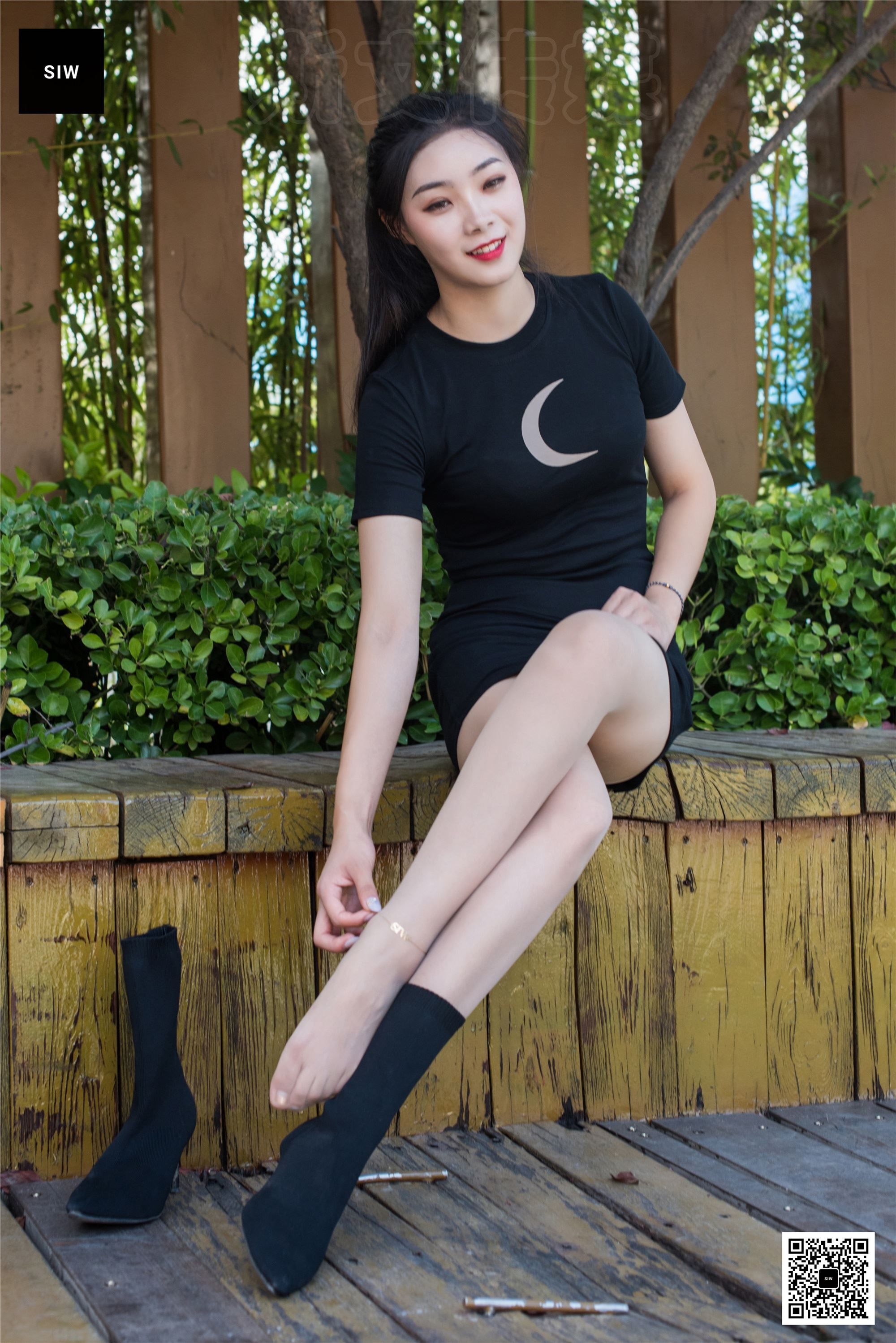 SIW斯文传媒 043 运动休闲纯棉黑色修身连身衫 - 乐饮